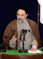 Iranian leader Khatami delivers lecture in Tokyo